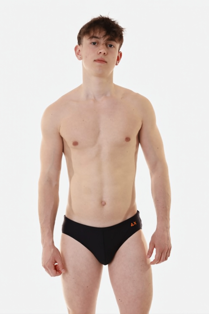 H33101 11NERO SUN 68